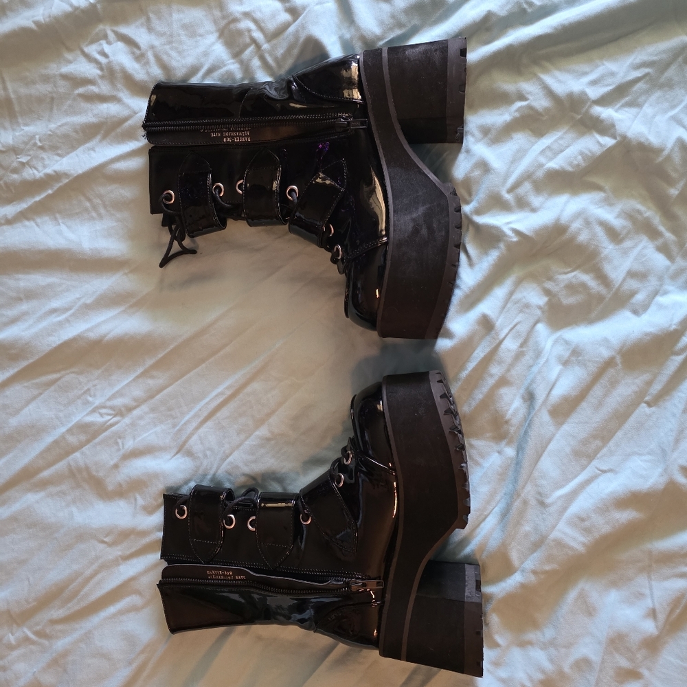 Demonia Black Platform Buckle Boots Womens 9 US - Picture 7 of 16